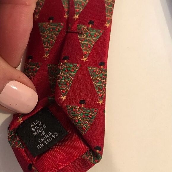 Christmas tie bundle one NWT and one 100% silk - Picture 6 of 8
